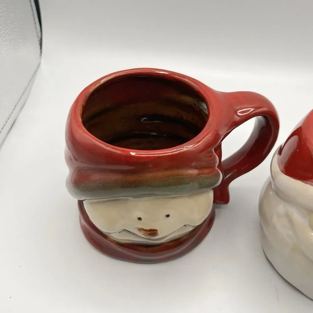 Snowman And Santa Holiday Target 2010 Stoneware Ceramic 16 oz Coffee, Tea Qty 2